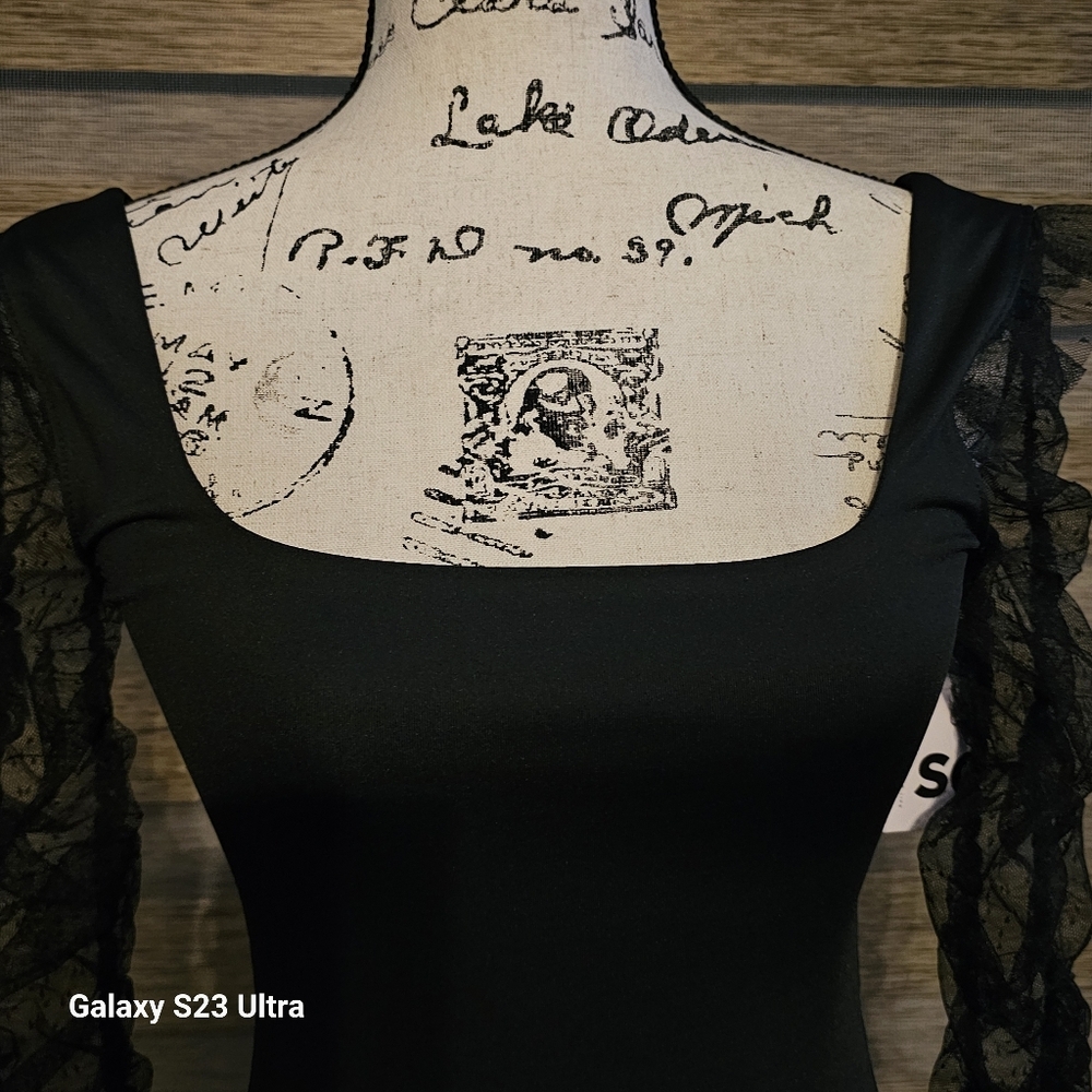NWT Black Bodysuit with Lace Sleeves - Picture 3 of 11